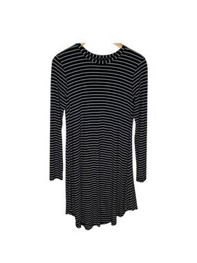 cupio shirt dress Meet the Tierra Cupio Shirt Dress: effortlessly sheer and softly structured, with a sea-inspired print that tells a story. Made from 100% cotton and lovingly crafted in India